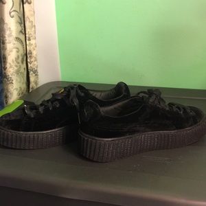 RIHANNA Fenty Puma creepers. Velvet black